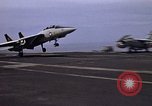 Immagine di USS Kitty Hawk Oceano Pacifico, 1979, secondo 46 filmato di repertorio 65675037816