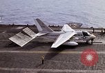 Standbild Kitty Hawk Pazifik, 1979, aus Sekunde 21 historischem Filmmaterial Videoclip 65675037818