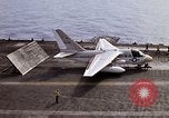 Standbild Kitty Hawk Pazifik, 1979, aus Sekunde 25 historischem Filmmaterial Videoclip 65675037818