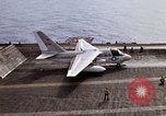 Standbild Kitty Hawk Pazifik, 1979, aus Sekunde 41 historischem Filmmaterial Videoclip 65675037818