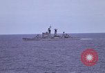 Standbild Kitty Hawk Pazifik, 1979, aus Sekunde 58 historischem Filmmaterial Videoclip 65675037818