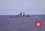 Standbild Kitty Hawk Pazifik, 1979, aus Sekunde 62 historischem Filmmaterial Videoclip 65675037818