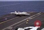 Standbild Kitty Hawk Pazifik, 1979, aus Sekunde 25 historischem Filmmaterial Videoclip 65675037819