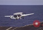 Standbild Kitty Hawk Pazifik, 1979, aus Sekunde 60 historischem Filmmaterial Videoclip 65675037819