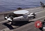 Standbild Kitty Hawk Pazifik, 1979, aus Sekunde 10 historischem Filmmaterial Videoclip 65675037820