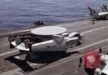 Standbild Kitty Hawk Pazifik, 1979, aus Sekunde 11 historischem Filmmaterial Videoclip 65675037820