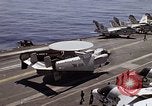 Standbild Kitty Hawk Pazifik, 1979, aus Sekunde 15 historischem Filmmaterial Videoclip 65675037820