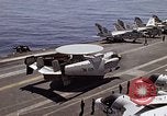 Standbild Kitty Hawk Pazifik, 1979, aus Sekunde 16 historischem Filmmaterial Videoclip 65675037820