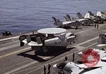 Standbild Kitty Hawk Pazifik, 1979, aus Sekunde 18 historischem Filmmaterial Videoclip 65675037820