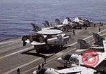Standbild Kitty Hawk Pazifik, 1979, aus Sekunde 23 historischem Filmmaterial Videoclip 65675037820