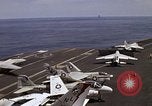 Standbild Kitty Hawk Pazifik, 1979, aus Sekunde 59 historischem Filmmaterial Videoclip 65675037820