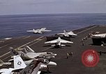 Standbild Kitty Hawk Pazifik, 1979, aus Sekunde 60 historischem Filmmaterial Videoclip 65675037820