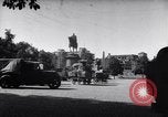 Standbild Gemüse kaufen Stuttgart Deutschland, 1947, aus Sekunde 6 historischem Filmmaterial Videoclip 65675037832