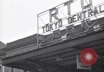 Immagine di Donna Esercito Tokyo Giappone, 1949, secondo 42 filmato di repertorio 65675037855