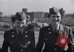 Standbild Women's Army Corps Tokio Japan, 1949, aus Sekunde 46 historischem Filmmaterial Videoclip 65675037857