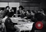 Immagine di Donna Esercito Tokyo Giappone, 1949, secondo 17 filmato di repertorio 65675037858