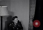 Immagine di Donna Esercito Tokyo Giappone, 1949, secondo 44 filmato di repertorio 65675037858