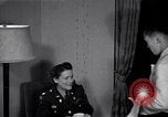 Immagine di Donna Esercito Tokyo Giappone, 1949, secondo 45 filmato di repertorio 65675037858