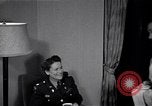 Immagine di Donna Esercito Tokyo Giappone, 1949, secondo 53 filmato di repertorio 65675037858