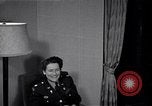 Immagine di Donna Esercito Tokyo Giappone, 1949, secondo 54 filmato di repertorio 65675037858