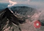 Standbild Mount Saint Helens Washington State United States USA, 1980, aus Sekunde 11 historischem Filmmaterial Videoclip 65675037874