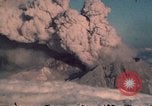 Standbild Mount Saint Helens Eruption Washington State United States USA, 1980, aus Sekunde 21 historischem Filmmaterial Videoclip 65675037877
