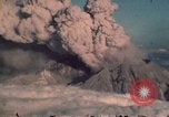 Standbild Mount Saint Helens Eruption Washington State United States USA, 1980, aus Sekunde 23 historischem Filmmaterial Videoclip 65675037877