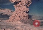Standbild Mount Saint Helens Eruption Washington State United States USA, 1980, aus Sekunde 38 historischem Filmmaterial Videoclip 65675037877