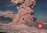 Standbild Mount Saint Helens Eruption Washington State United States USA, 1980, aus Sekunde 44 historischem Filmmaterial Videoclip 65675037877