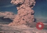 Standbild Mount Saint Helens Eruption Washington State United States USA, 1980, aus Sekunde 52 historischem Filmmaterial Videoclip 65675037877