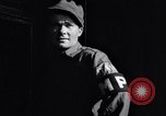Standbild italienische Kriegsgefangene Neapel Italien, 1945, aus Sekunde 36 historischem Filmmaterial Videoclip 65675037881