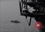 Standbild italienische Kriegsgefangene Neapel Italien, 1945, aus Sekunde 36 historischem Filmmaterial Videoclip 65675037882
