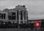 Standbild italienische Kriegsgefangene Neapel Italien, 1945, aus Sekunde 46 historischem Filmmaterial Videoclip 65675037883