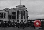 Standbild italienische Kriegsgefangene Neapel Italien, 1945, aus Sekunde 49 historischem Filmmaterial Videoclip 65675037883