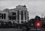 Standbild italienische Kriegsgefangene Neapel Italien, 1945, aus Sekunde 51 historischem Filmmaterial Videoclip 65675037883