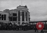 Standbild italienische Kriegsgefangene Neapel Italien, 1945, aus Sekunde 56 historischem Filmmaterial Videoclip 65675037883