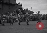 Standbild italienische Kriegsgefangene Neapel Italien, 1945, aus Sekunde 38 historischem Filmmaterial Videoclip 65675037884