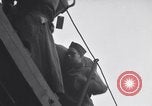 Standbild italienische Kriegsgefangene Neapel Italien, 1945, aus Sekunde 5 historischem Filmmaterial Videoclip 65675037885