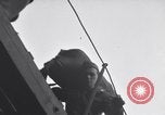Standbild italienische Kriegsgefangene Neapel Italien, 1945, aus Sekunde 7 historischem Filmmaterial Videoclip 65675037885