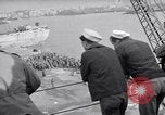 Standbild italienische Kriegsgefangene Neapel Italien, 1945, aus Sekunde 54 historischem Filmmaterial Videoclip 65675037885