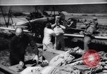 Standbild Piloten United States USA, 1944, aus Sekunde 15 historischem Filmmaterial Videoclip 65675037892