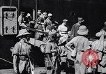 Image des prisonniers italiens Bombay Inde, 1941, de la seconde 12 séquences d'archives historiques vidéo 65675037912