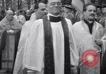 Standbild Griechisch-orthodoxe Zeremonie zu Ehren George Washington Valley Forge Pennsylvania USA, 1941, aus Sekunde 24 historischem Filmmaterial Videoclip 65675037919