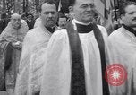 Standbild Griechisch-orthodoxe Zeremonie zu Ehren George Washington Valley Forge Pennsylvania USA, 1941, aus Sekunde 25 historischem Filmmaterial Videoclip 65675037919