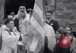 Standbild Griechisch-orthodoxe Zeremonie zu Ehren George Washington Valley Forge Pennsylvania USA, 1941, aus Sekunde 52 historischem Filmmaterial Videoclip 65675037919