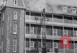 Image les pompiers Montréal Québec Canada, 1941, de la seconde 11 séquences d'archives historiques vidéo 65675037923