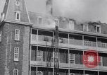 Image les pompiers Montréal Québec Canada, 1941, de la seconde 13 séquences d'archives historiques vidéo 65675037923