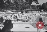 Immagine di I nuotatori francese Francia, 1949, secondo 5 filmato di repertorio 65675037930