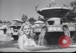 Immagine di I nuotatori francese Francia, 1949, secondo 10 filmato di repertorio 65675037930
