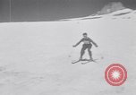 Immagine di Sci Oregon United States USA, 1949, secondo 38 filmato di repertorio 65675037931